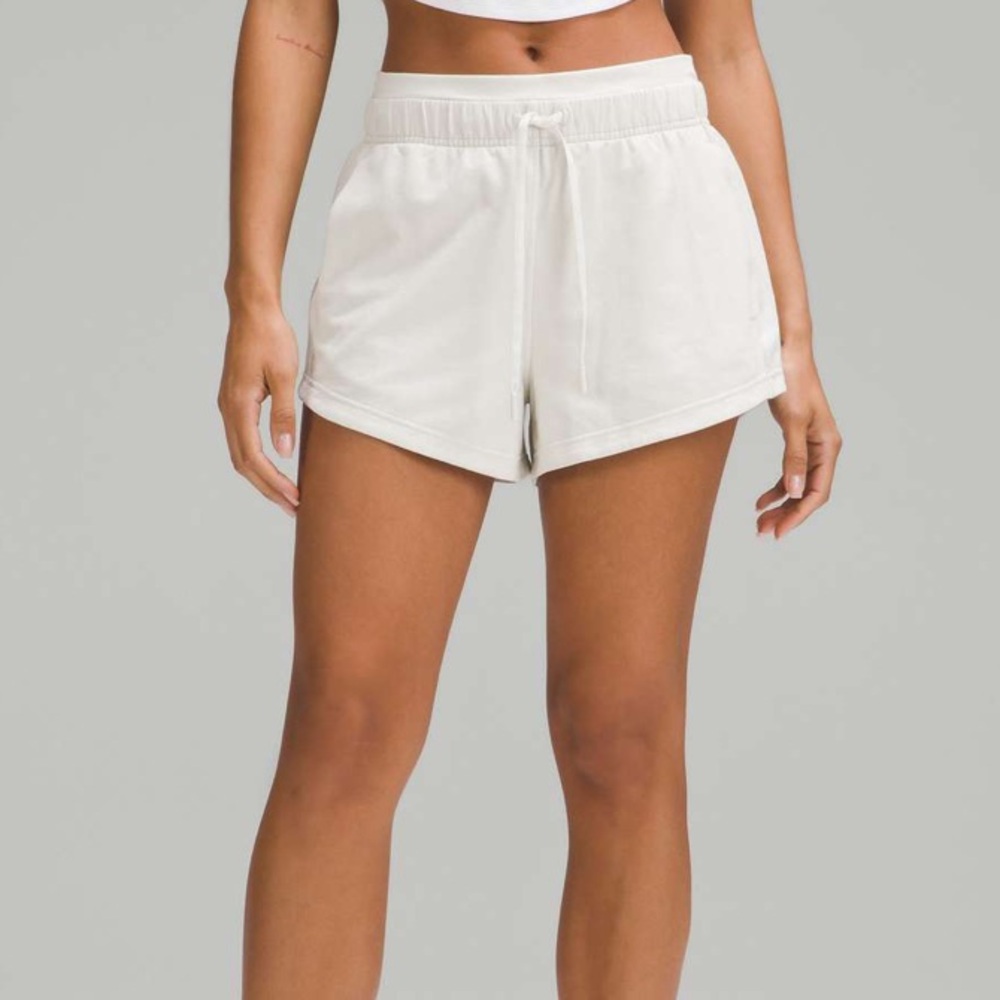 Inner Glow HR Short
3"
